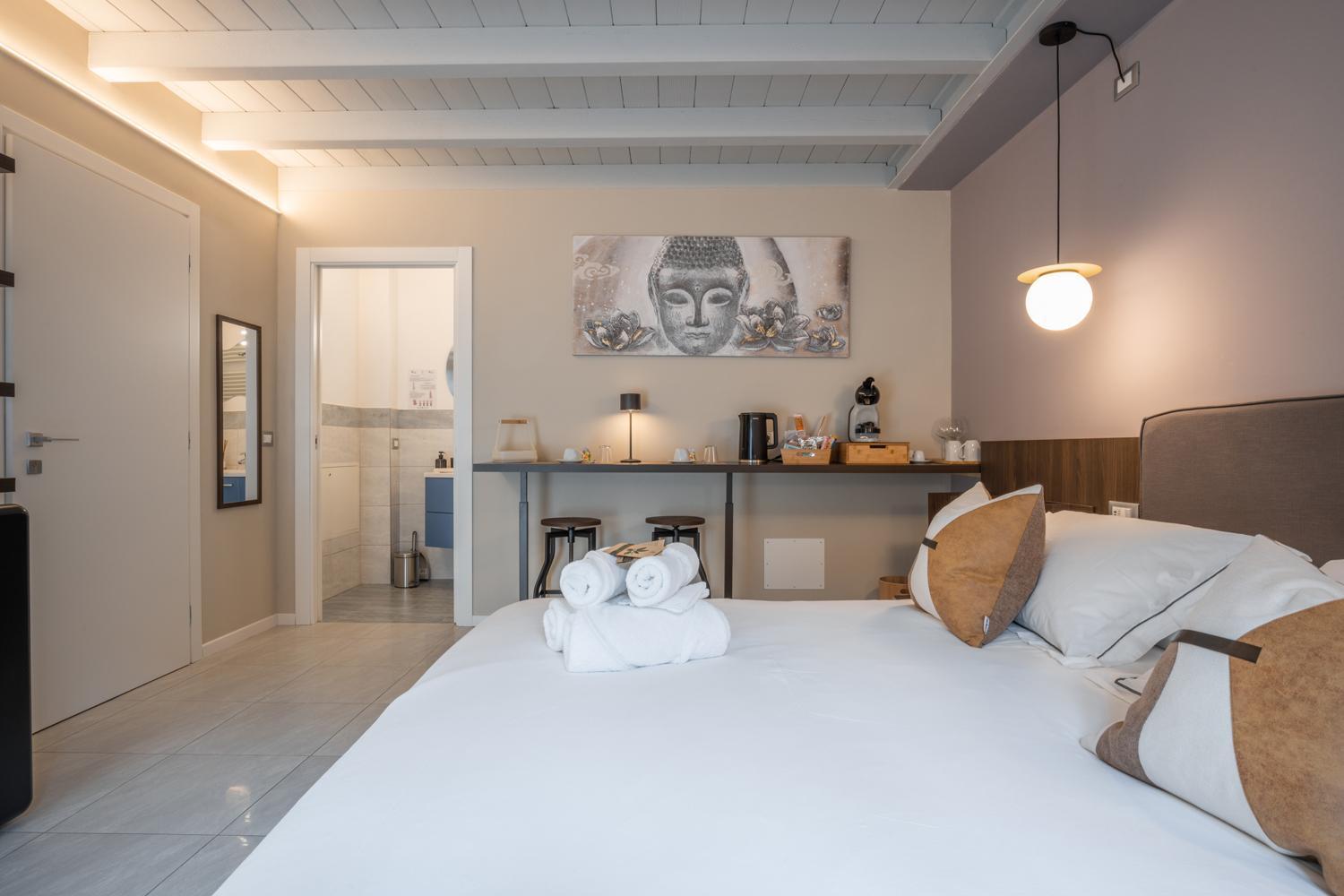 Es Rooms And Apartments Torbole Sul Garda Exterior photo